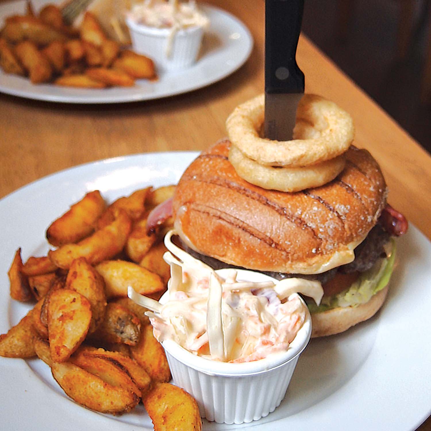 Bernies Café Deli Bad Boy Burger, photo ©Mill Magazine